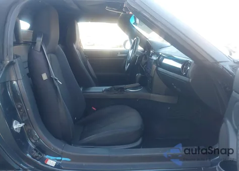 2006 Mazda Mx-5 Touring z USA, uszkodzony, nr VIN JM1NC25F860106467